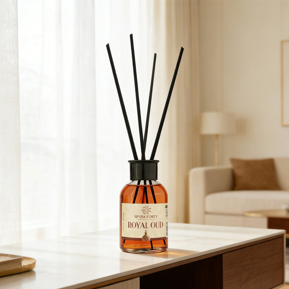 Sparkforty Royal Oud Reed Diffuser Home Fragrance, Luxury Glass Bottle 110ml Scent, Warm Spicy Amber & Patchouli Long-Lasting Home Decor Gift