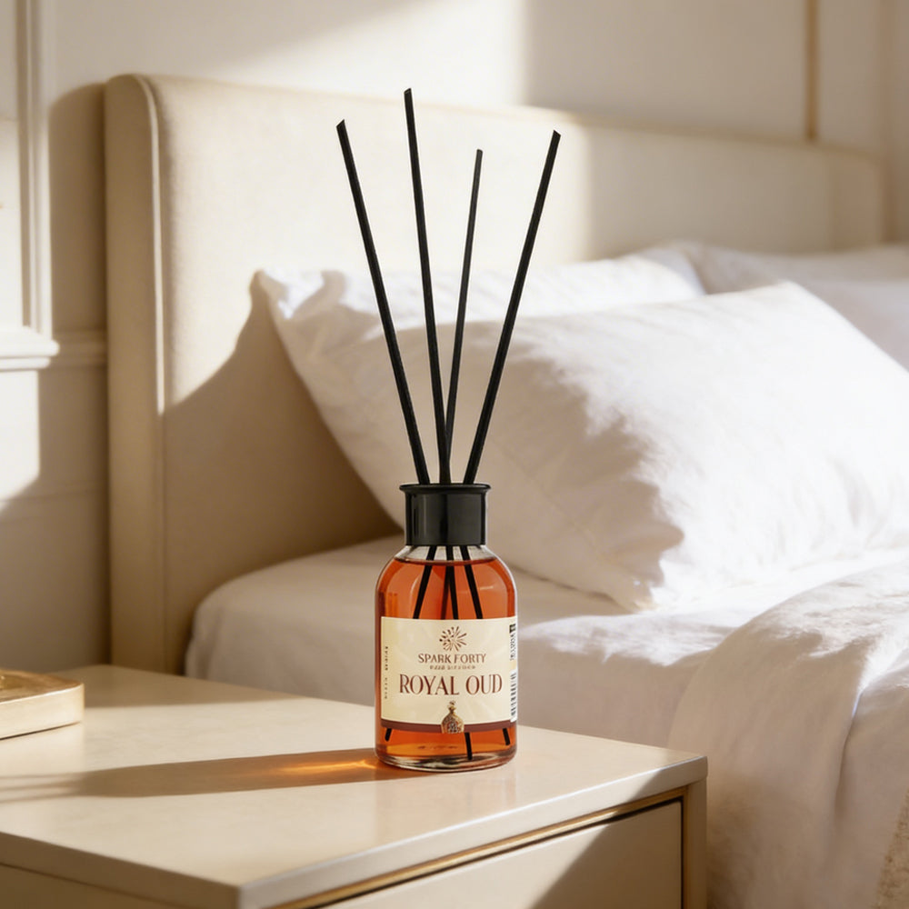 Sparkforty Royal Oud Reed Diffuser Home Fragrance, Luxury Glass Bottle 110ml Scent, Warm Spicy Amber & Patchouli Long-Lasting Home Decor Gift